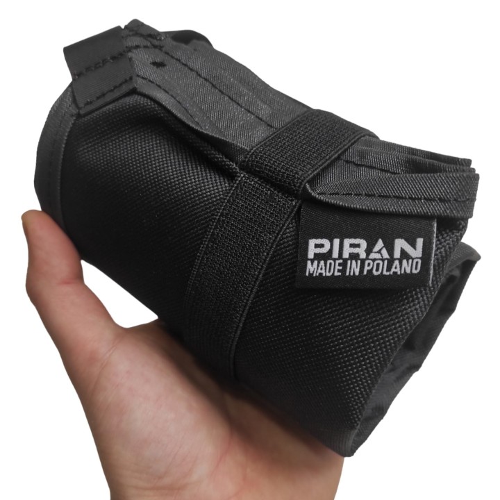 Uniwersalna Płachta Outdoorowa Piran Pocket Black 115×70 cm