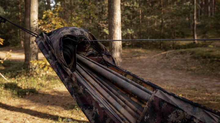 Hamak TigerWood Ważka V2 Camo z Moskitierą Pocket