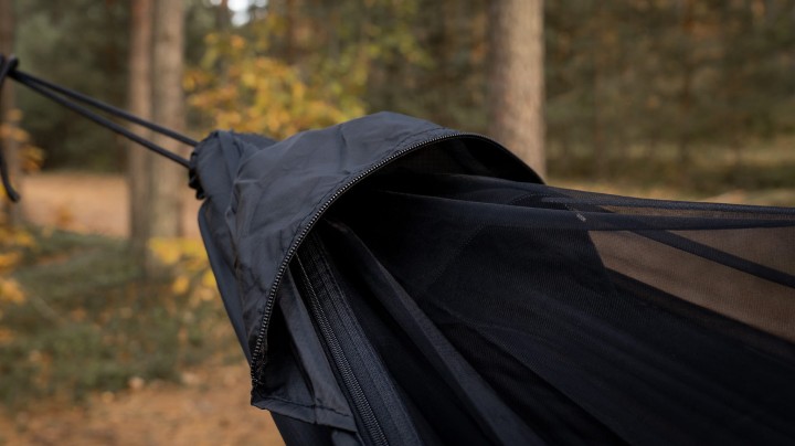 Hamak TigerWood Ważka V2 Czarny z Moskitierą Pocket